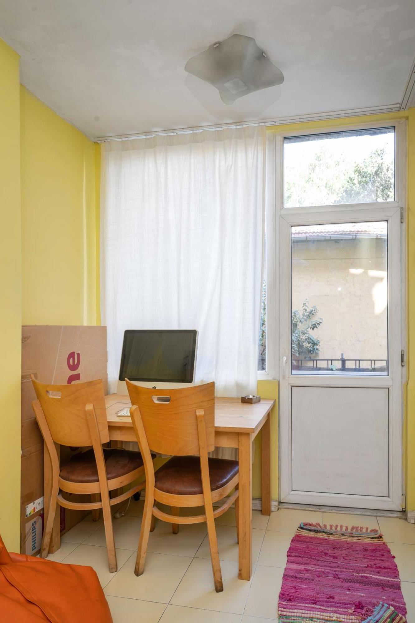 Sofia'S 1Bd Colourful Getaway Near Ndk 아파트 외부 사진