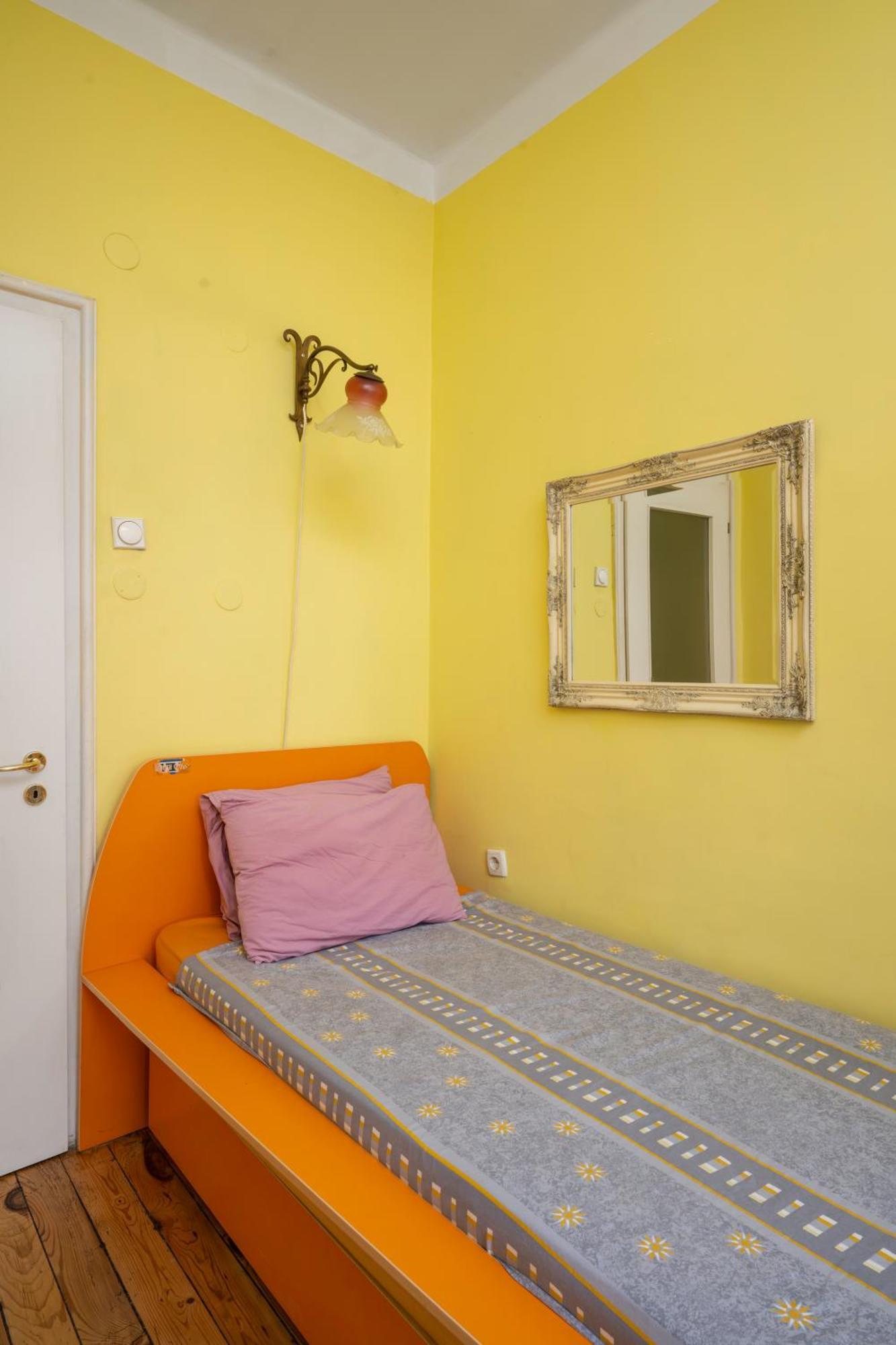 Sofia'S 1Bd Colourful Getaway Near Ndk 아파트 외부 사진